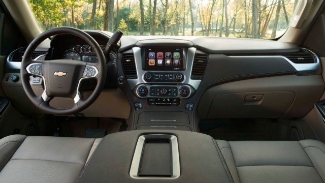 2016-Chevrolet-Suburban-interior