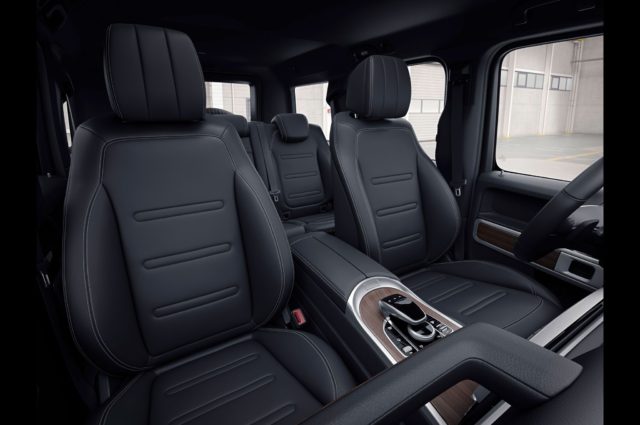 2019-mercedes-benz-g-class-interior-front-seats-black