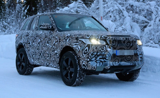 2019 Land Rover Defender Spotted on Snow