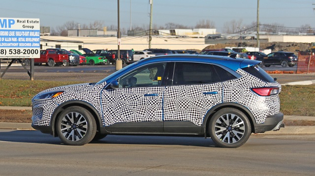 2020-ford-escape-spy side