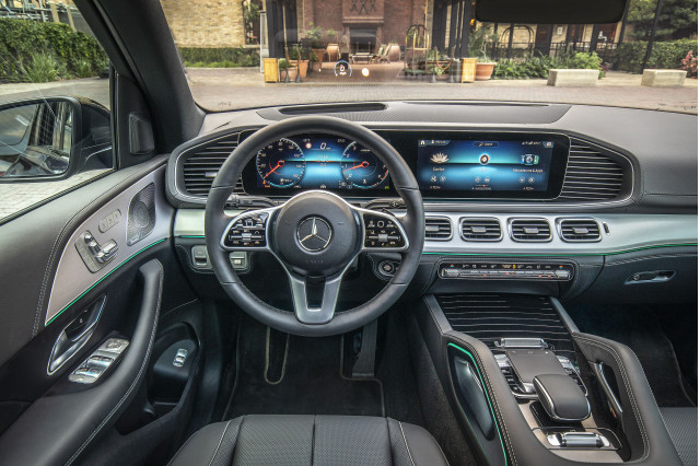 2020-mercedes-benz-gle-coupe-cabin
