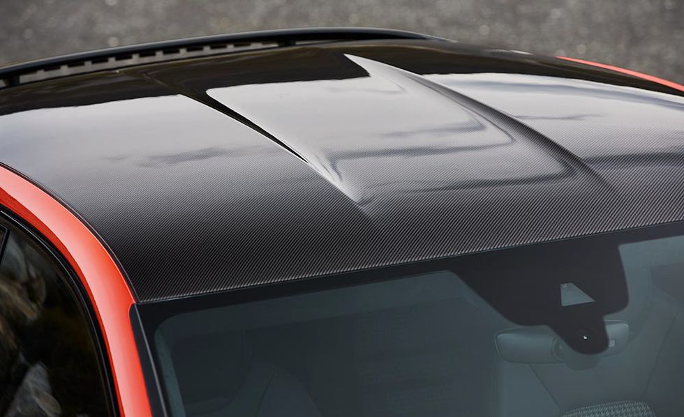 2020 Porsche Cayenne Coupe roof