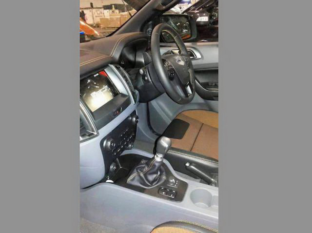 2016-Ford-Ranger interior