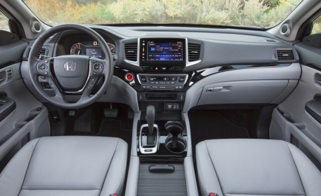 2017 Honda Ridgeline interior