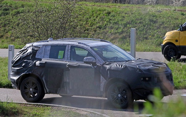 2018 Jeep Liberty Spied For The First Time | SUVs & Trucks
