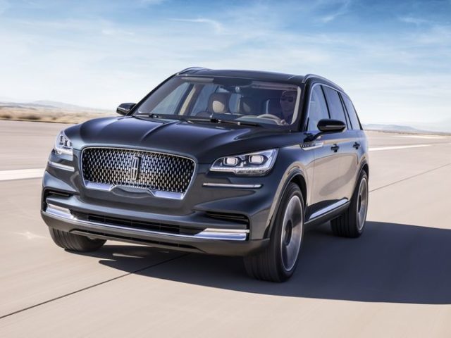 2019 Lincoln Aviator front