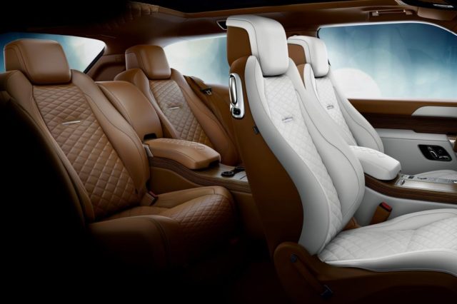 2019 Range Rover SV Coupe seat