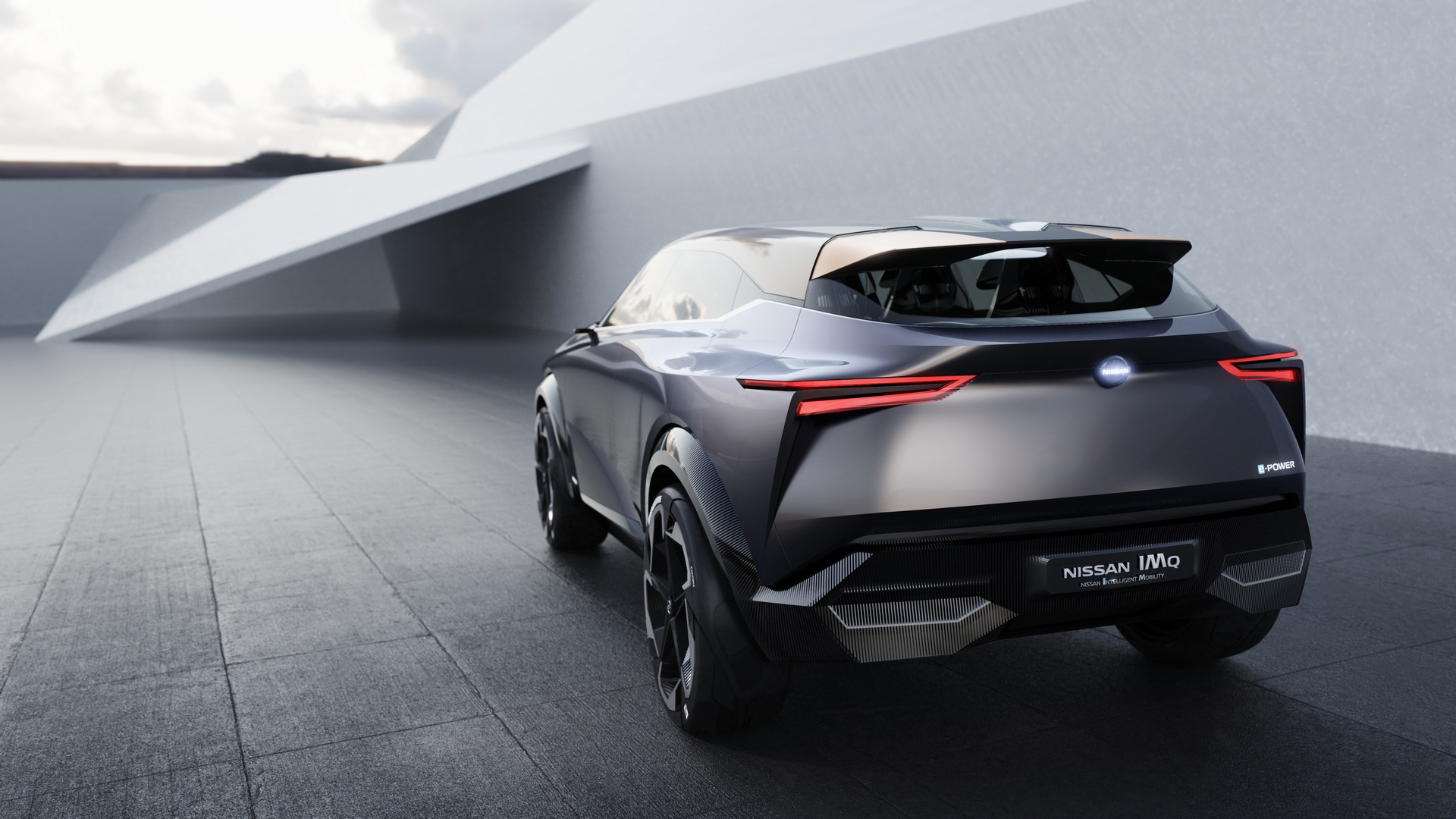 Nissan IMQ concept rear view